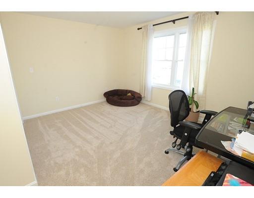 71 Clarkson St, Fall River, MA 02724 photo 8