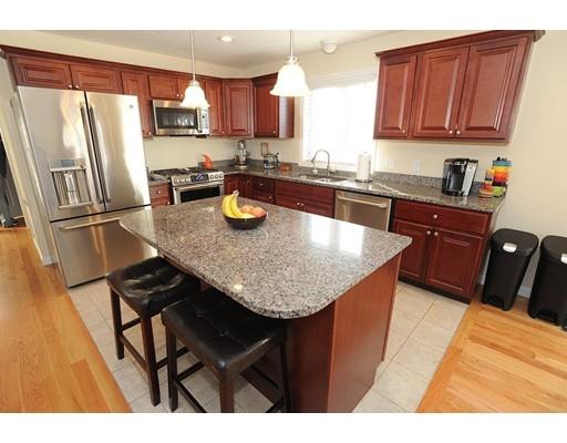 71 Clarkson St, Fall River, MA 02724 photo 3
