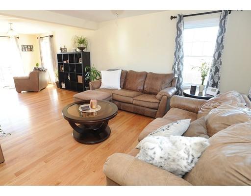71 Clarkson St, Fall River, MA 02724 photo 4