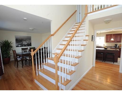 71 Clarkson St, Fall River, MA 02724 photo 2