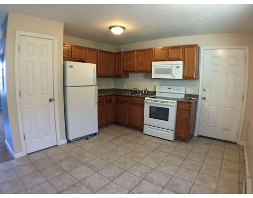 405 Shove St, Fall River, MA 02724 photo 3