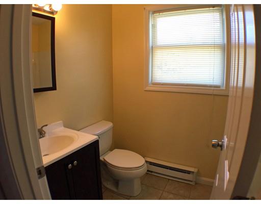 405 Shove St, Fall River, MA 02724 photo 9