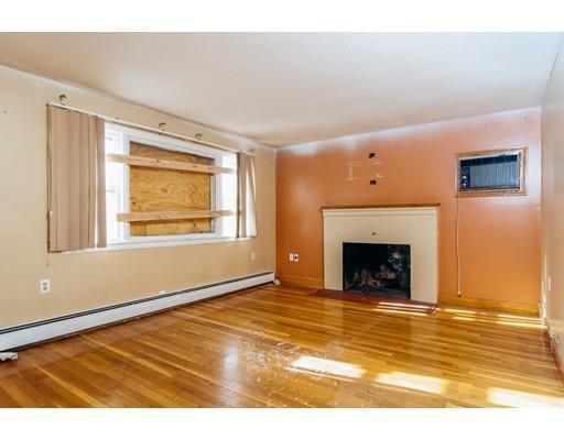 18 E Capitol St, Methuen, MA 01844 photo 8