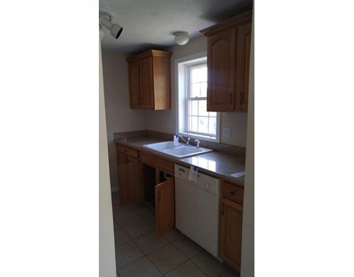41 Sophia Dr, Worcester, MA 01607 photo 9
