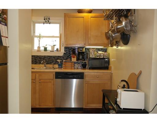 41 E St, Lowell, MA 01851 photo 12
