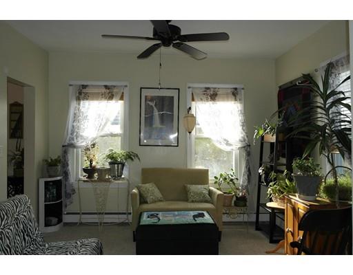 41 E St, Lowell, MA 01851 photo 4
