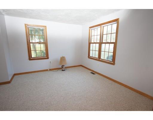 46 Pinecrest Rd, Uxbridge, MA 01569 photo 7