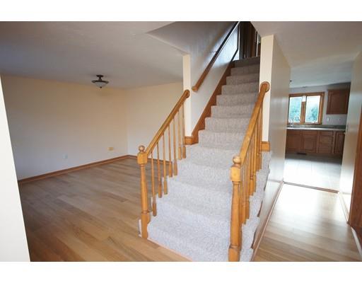 46 Pinecrest Rd, Uxbridge, MA 01569 photo 6