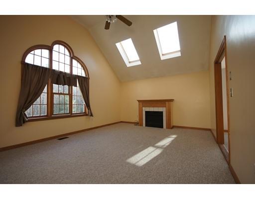 46 Pinecrest Rd, Uxbridge, MA 01569 photo 5