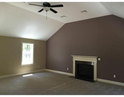 1 Pond St, Mendon, MA 01756 photo 11
