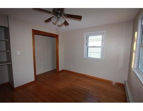 78 Thomas St, Chicopee, MA 01013 photo 9