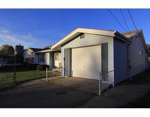 78 Thomas St, Chicopee, MA 01013 photo 3