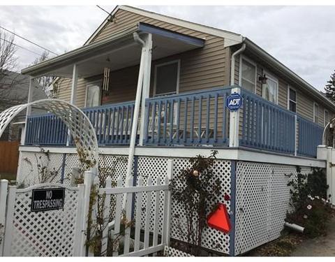 284 Orswell St, Fall River, MA 02724 photo 2