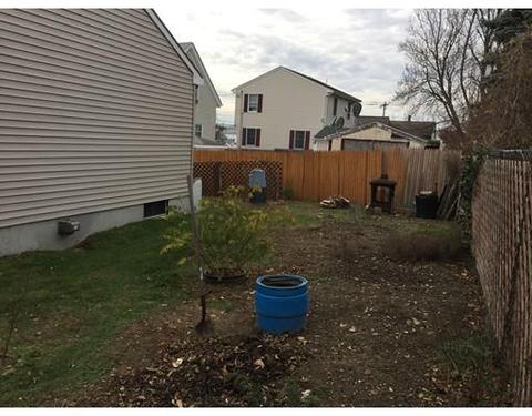 284 Orswell St, Fall River, MA 02724 photo 4