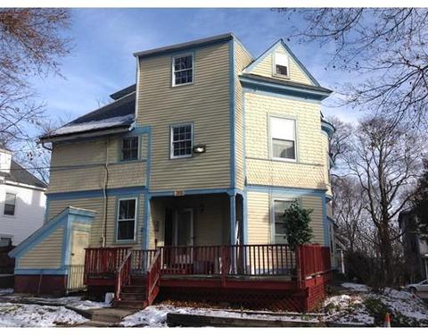 40 Richards St, Worcester, MA 01603 photo 4