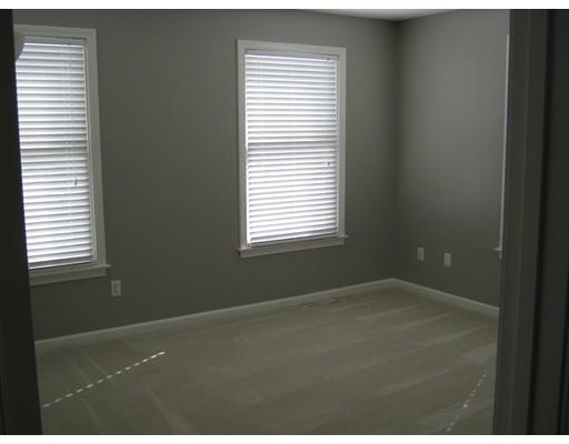1398 Plumtree Rd, Springfield, MA 01119 photo 12