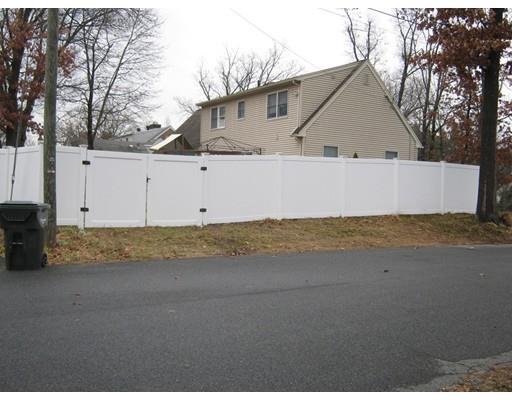 1398 Plumtree Rd, Springfield, MA 01119 photo 3