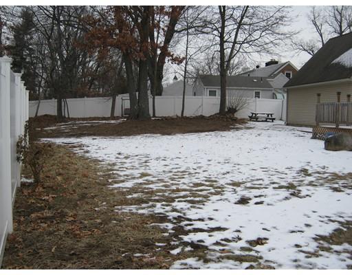 1398 Plumtree Rd, Springfield, MA 01119 photo 25