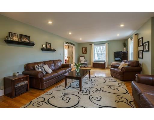 225 Centre St, Danvers, MA 01923 photo 4