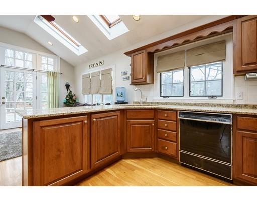 225 Centre St, Danvers, MA 01923 photo 10