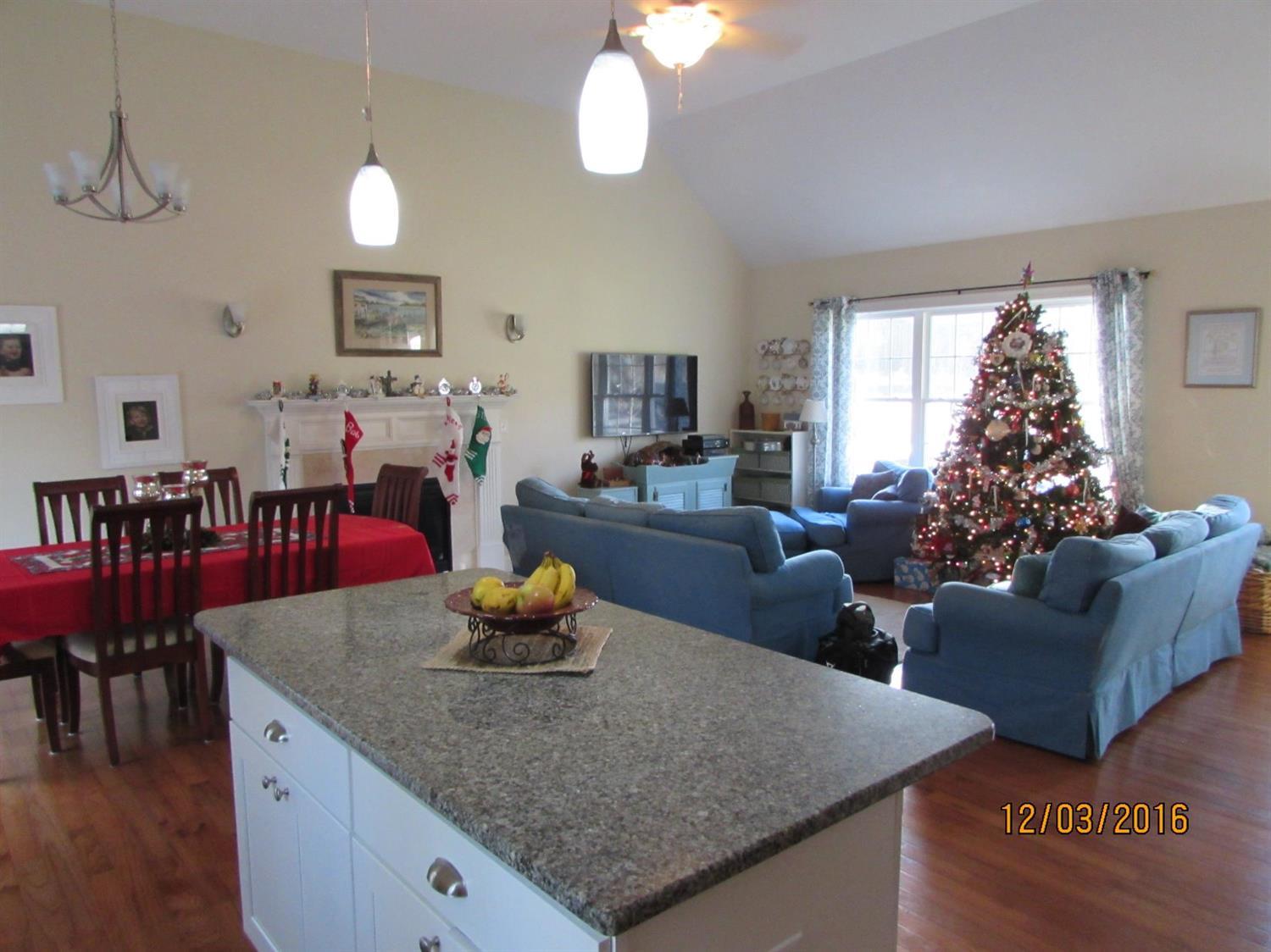 4 Brittany Dr, Wareham, MA 02571 photo 4