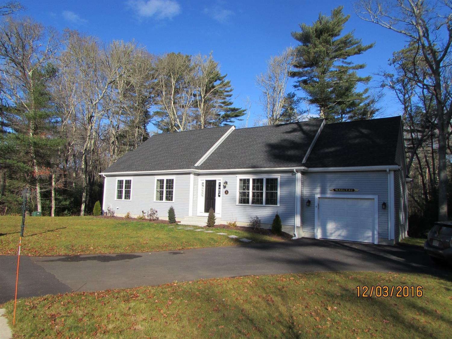 4 Brittany Dr, Wareham, MA 02571 photo 1