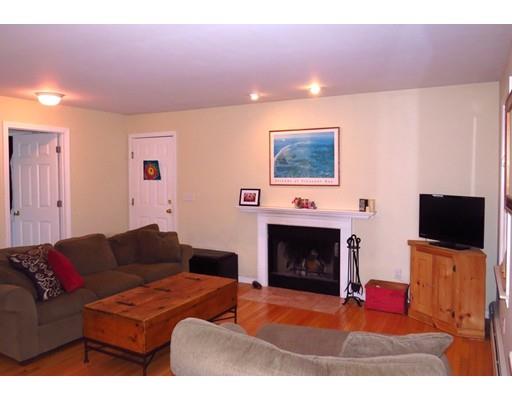 11 Smith Rd, Sutton, MA 01590 photo 3