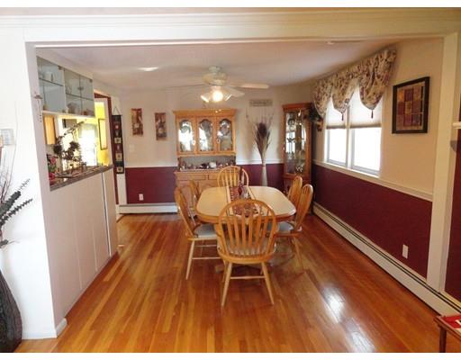 2 Fieldstone Dr, Stoneham, MA 02180 photo 5