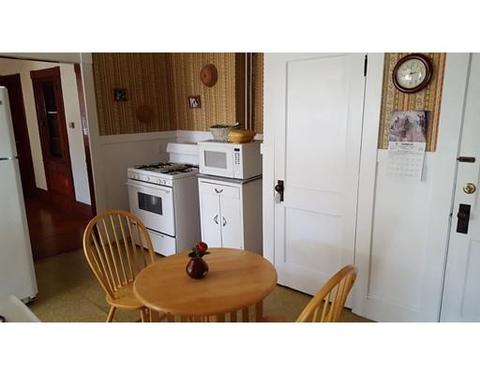 27 Pleasant St, Ware, MA 01082 photo 5