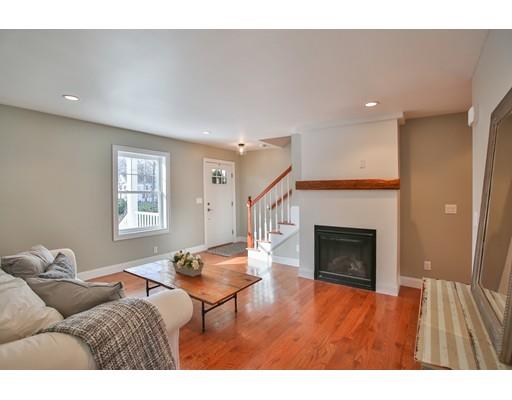 17 Dearborn Ave, Hampton, NH 03842 photo 2