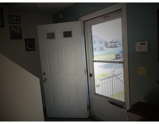 40 Miller St, Fall River, MA 02721 photo 3