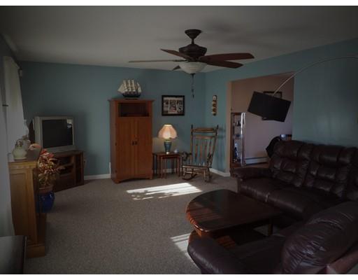 40 Miller St, Fall River, MA 02721 photo 5