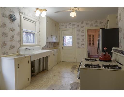 5 Danforth Ave, Saugus, MA 01906 photo 13