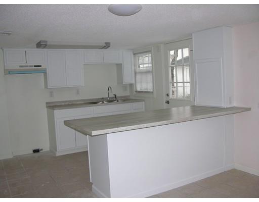 33 Brandon Ave, Springfield, MA 01119 photo 4