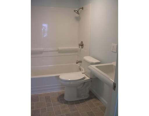 33 Brandon Ave, Springfield, MA 01119 photo 6