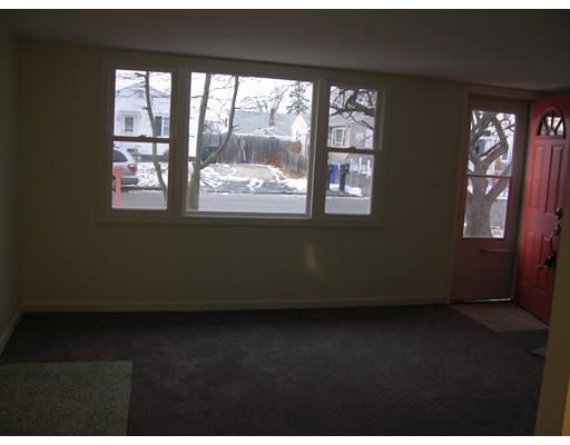 33 Brandon Ave, Springfield, MA 01119 photo 5