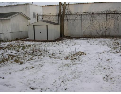 33 Brandon Ave, Springfield, MA 01119 photo 8