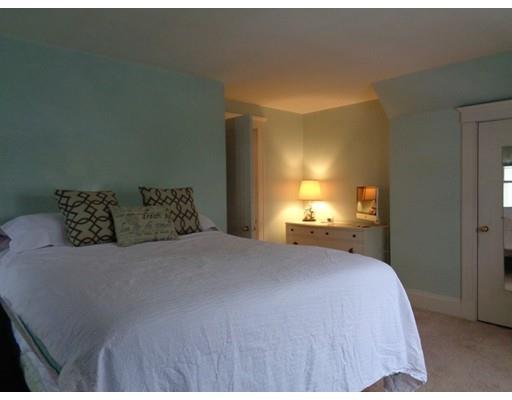 3 Doane St, Marblehead, MA 01945 photo 9