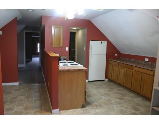 563 Broadway St, Chicopee, MA 01020 photo 12