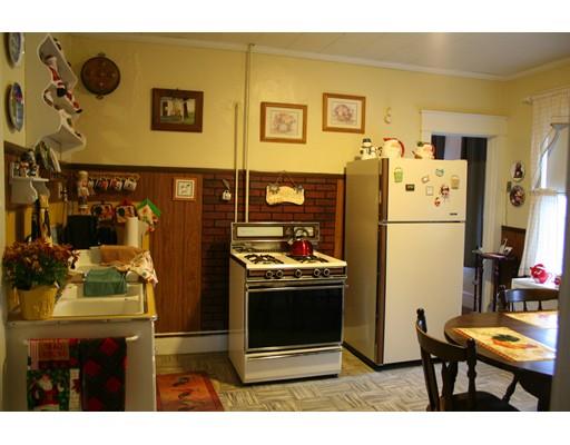 563 Broadway St, Chicopee, MA 01020 photo 3