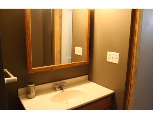 563 Broadway St, Chicopee, MA 01020 photo 17