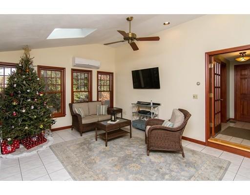 11 Downing St, Walpole, MA 02081 photo 18