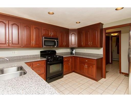 11 Downing St, Walpole, MA 02081 photo 9