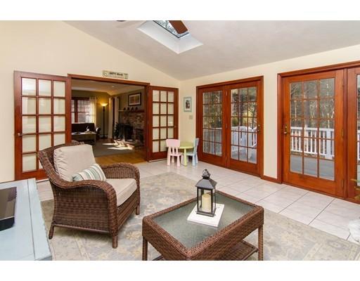 11 Downing St, Walpole, MA 02081 photo 17