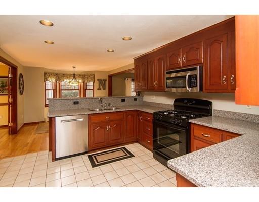 11 Downing St, Walpole, MA 02081 photo 7