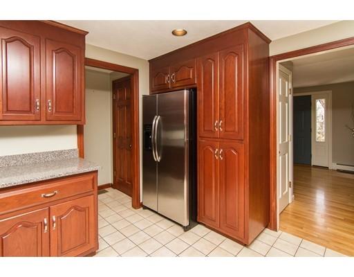11 Downing St, Walpole, MA 02081 photo 8