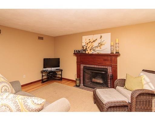 11 Downing St, Walpole, MA 02081 photo 12