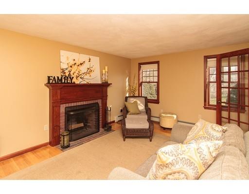 11 Downing St, Walpole, MA 02081 photo 11