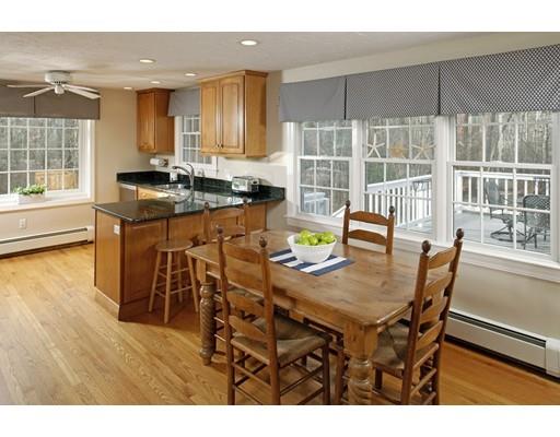 2 Saw Mill Pond Rd, Hingham, MA 02043 photo 8