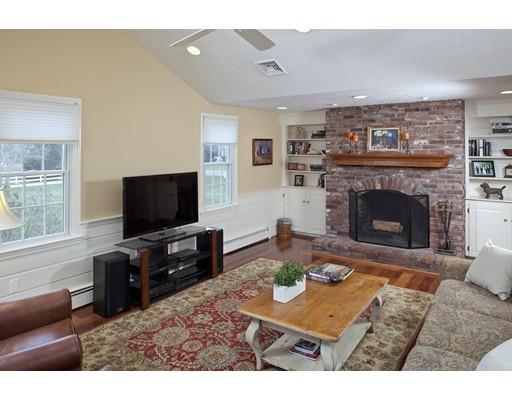 2 Saw Mill Pond Rd, Hingham, MA 02043 photo 9